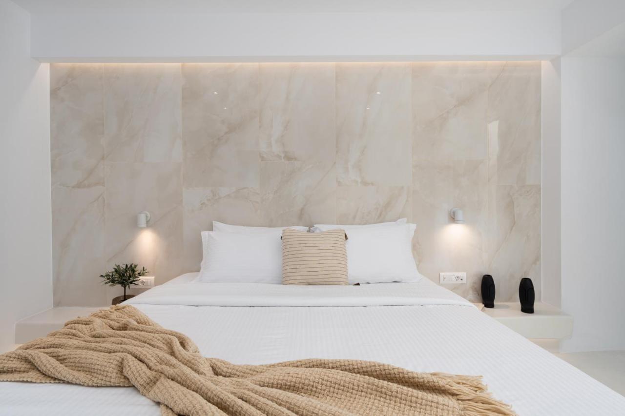 Cycladic Suites & Spa サントリーニ エクステリア 写真