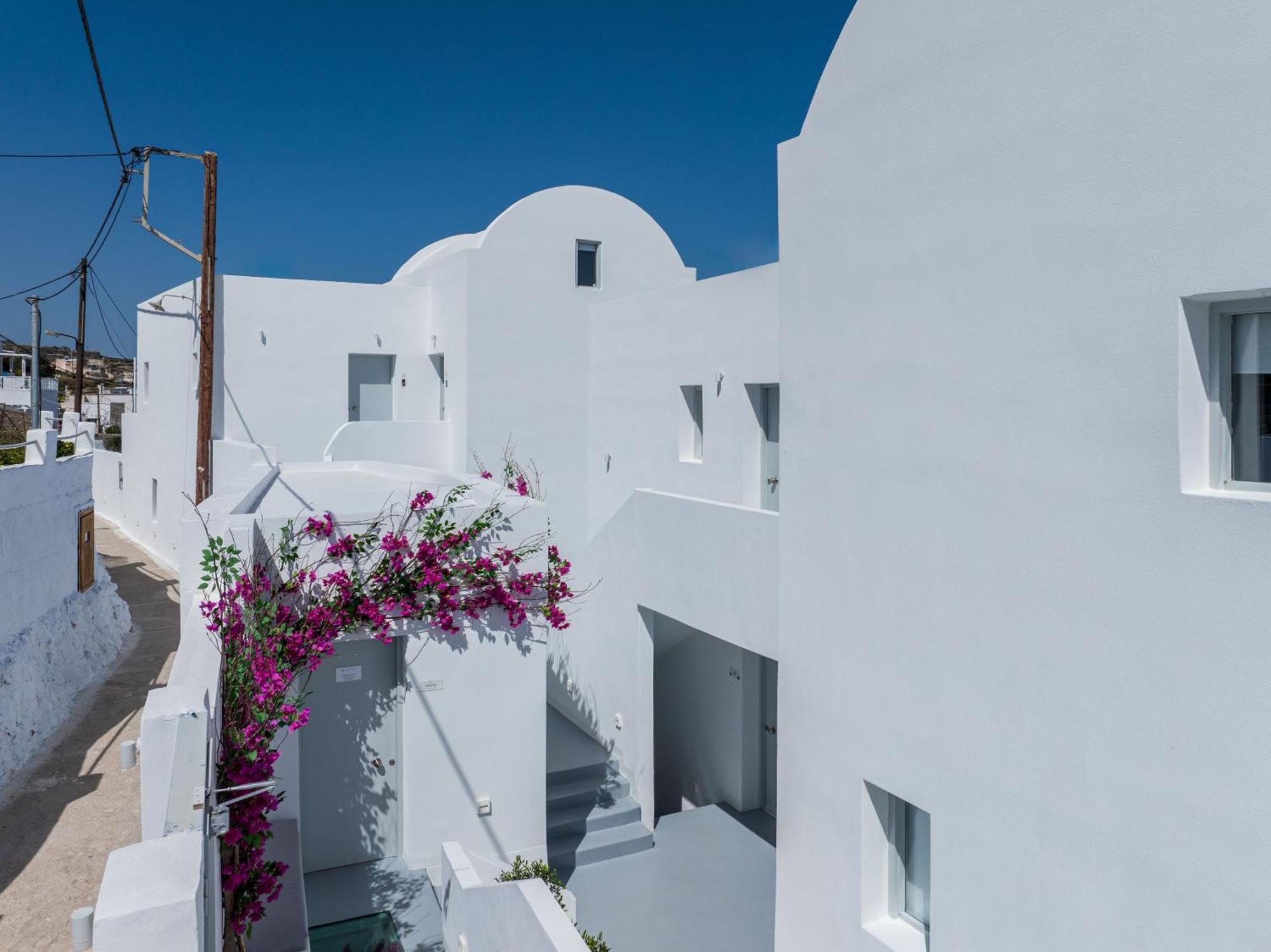 Cycladic Suites & Spa サントリーニ エクステリア 写真