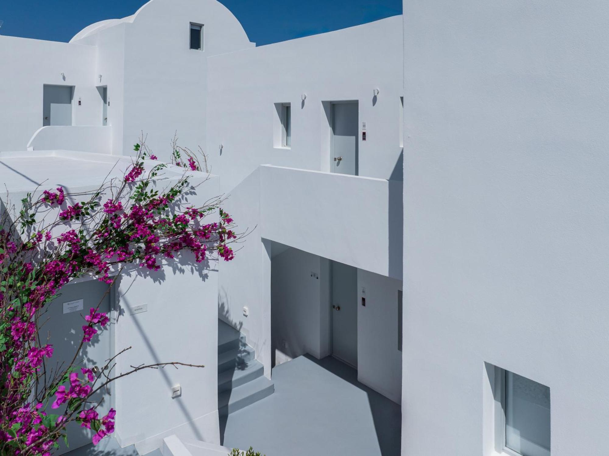 Cycladic Suites & Spa サントリーニ エクステリア 写真