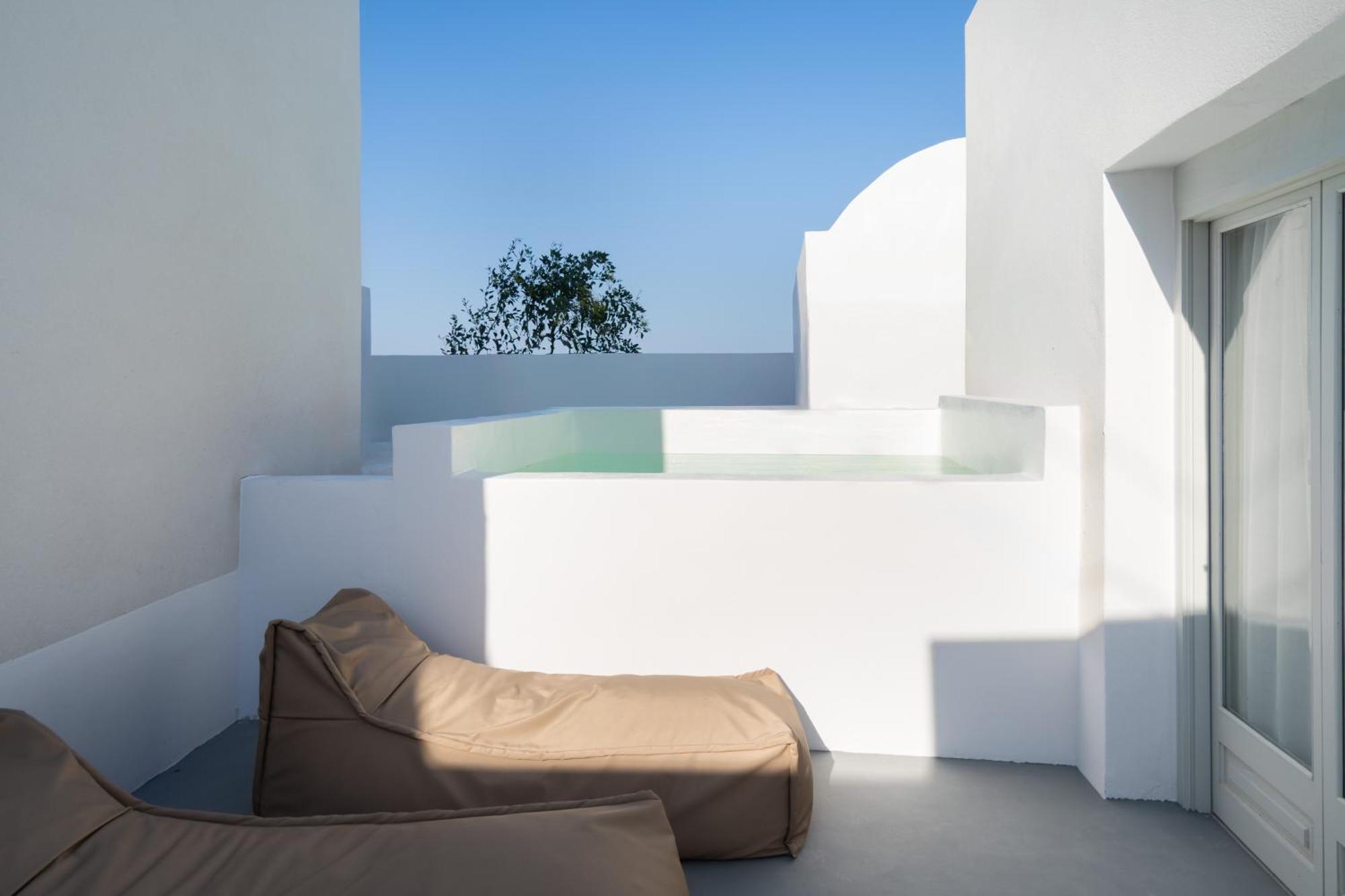 Cycladic Suites & Spa サントリーニ エクステリア 写真